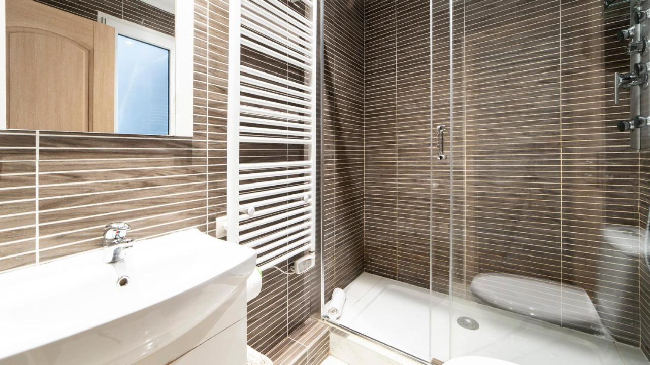 Concha Beach Apartment - Sshousing San Sebastián Exterior foto